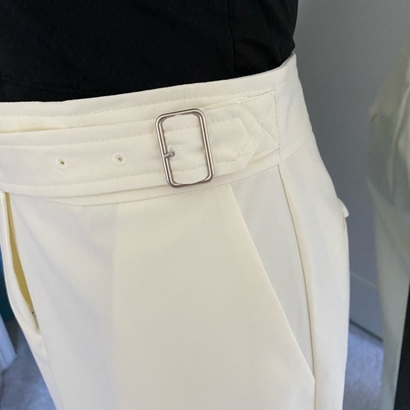 🎊Closet Clear Out 🎊 3 items minimum ( clothings only) - Picture 5 of 10